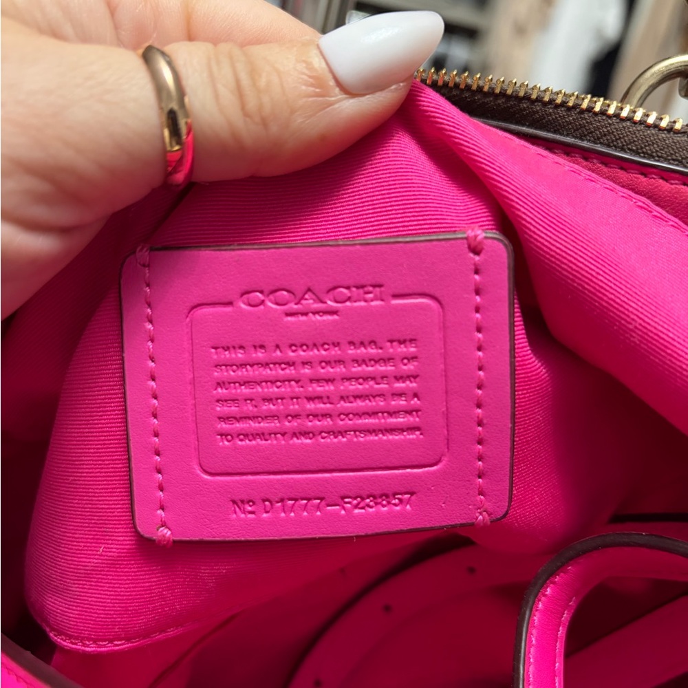 Coach Brown Signature Satchel with Bright Pink Trim - Picture 7 of 9